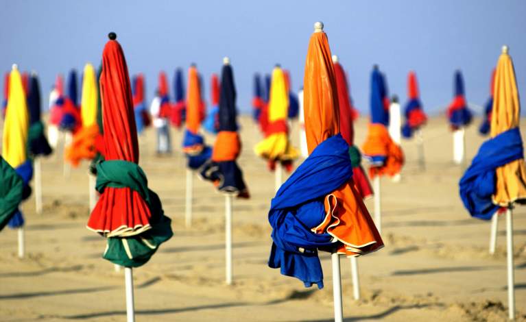 photo-deauville-parasols
