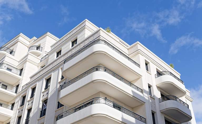 The One - Photo détail façade